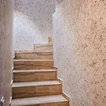 Penthouse Astralis - * פמפורובו