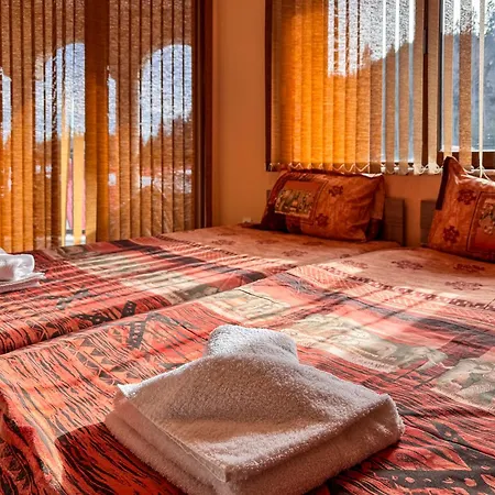 Penthouse - Travel Haven Appartement *